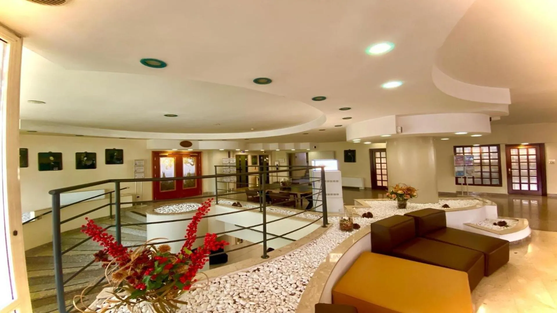 Hotel Pineta Palace Roma 4*,  Italia