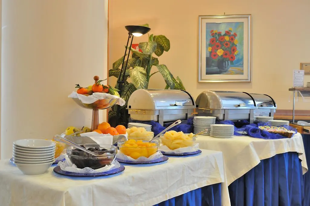 ****  Hotel Pineta Palace Roma Italia
