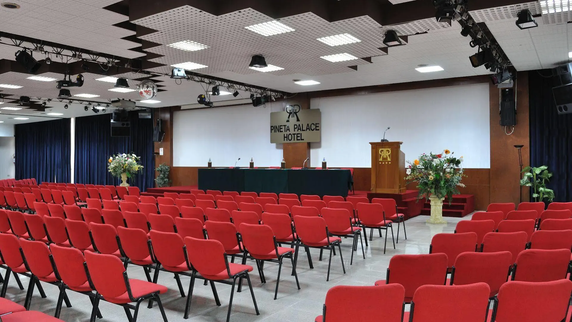 Hotel Pineta Palace Roma 4*,  Italia