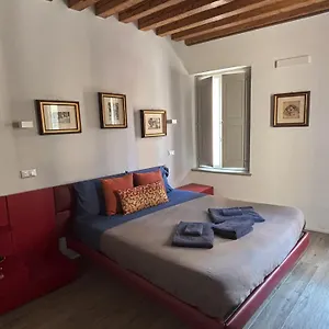  Apartment The Lovers Italy